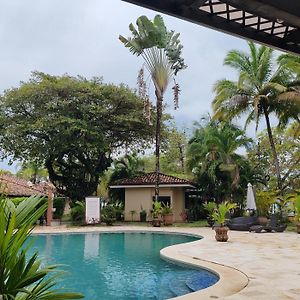 Marenaz Oceanfront Resort